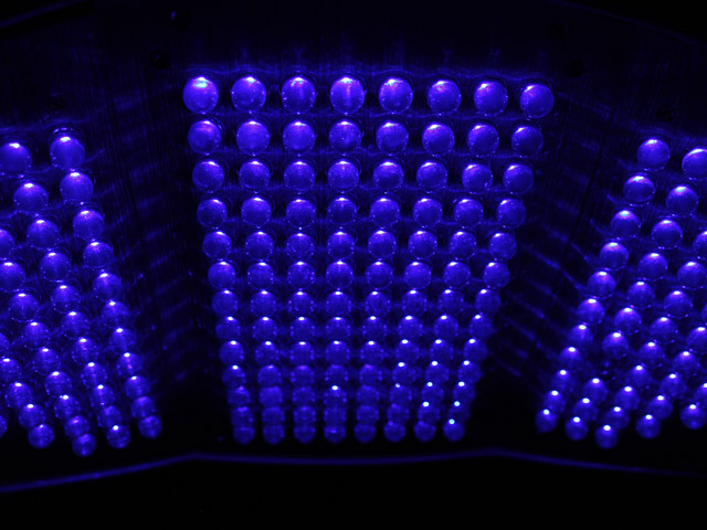 Blauw licht tegen actieve acne